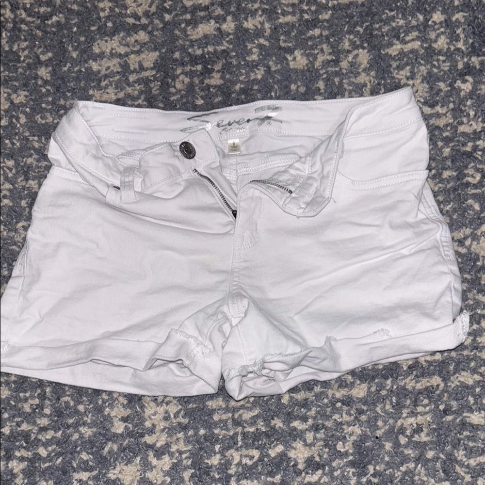 Eve White Women's Jean Shorts